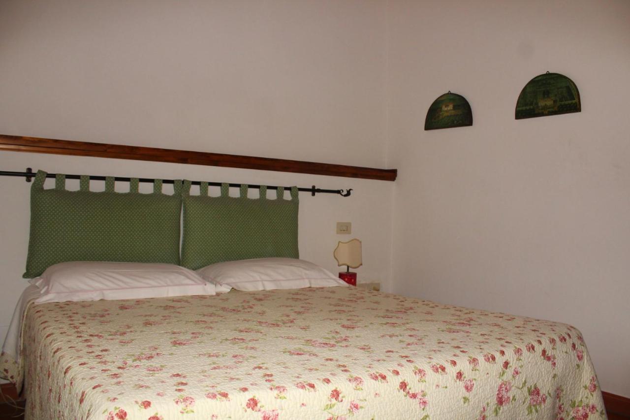 Bed and Breakfast Il Casolare Penna Exterior foto